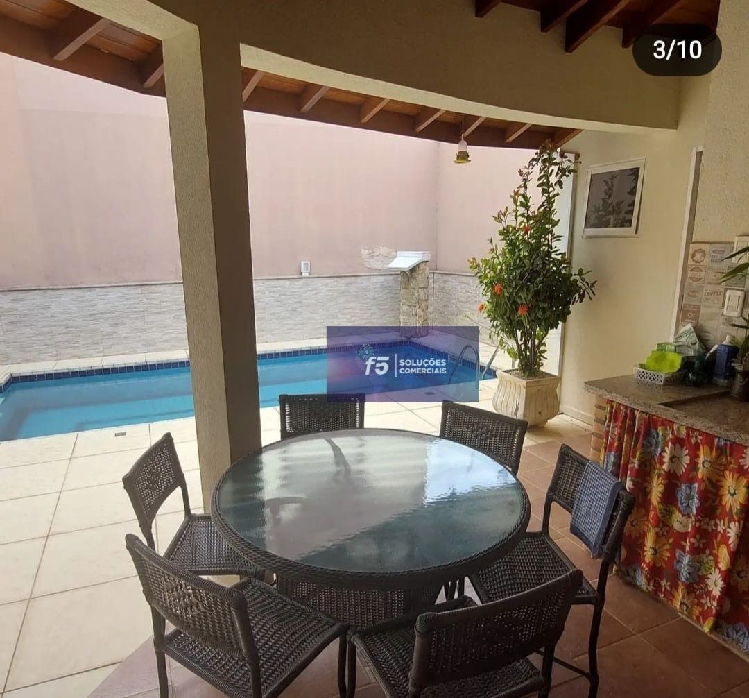 Casa, 3 quartos, 241 m² - Foto 5