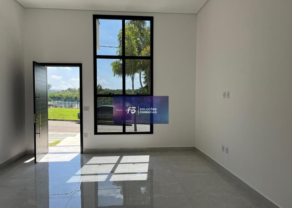 Casa à venda com 3 quartos, 200m² - Foto 4