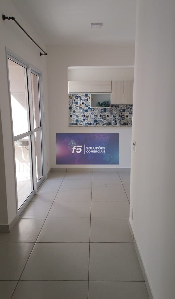 Apartamento à venda com 3 quartos, 63m² - Foto 2