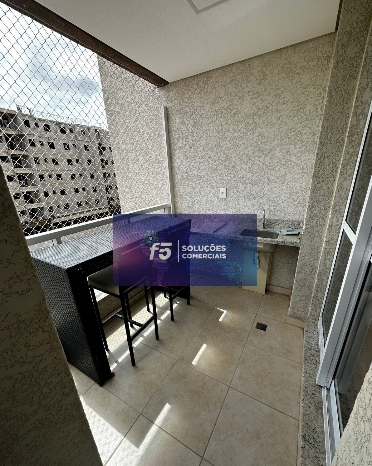 Apartamento à venda com 2 quartos, 48m² - Foto 4