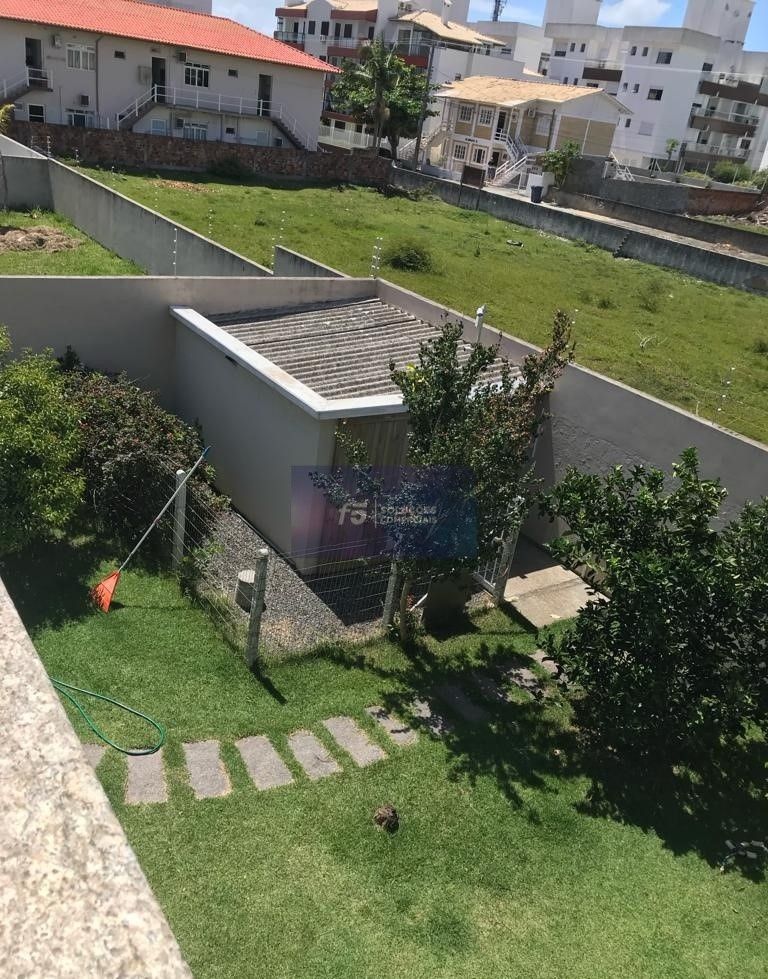 Casa, 3 quartos, 240 m² - Foto 3