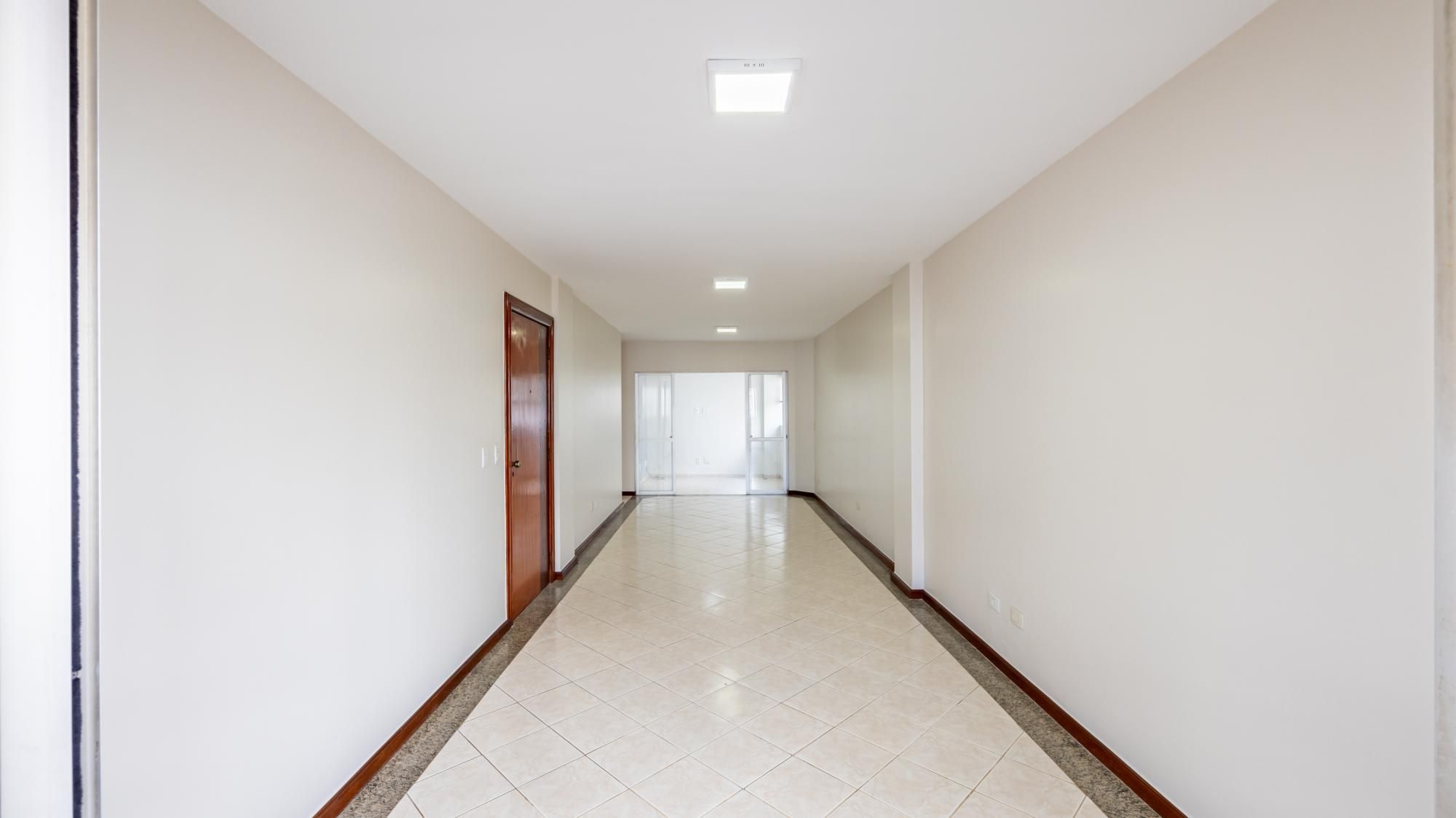 Apartamento de 3 quartos no Setor Bela Vista, Goiânia.