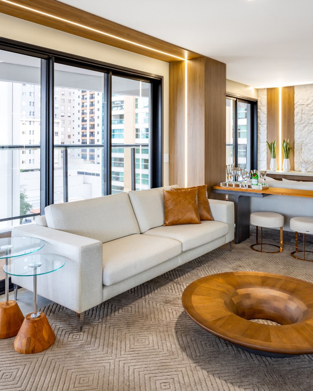 Apartamento, 3 quartos, 186 m² - Foto 2