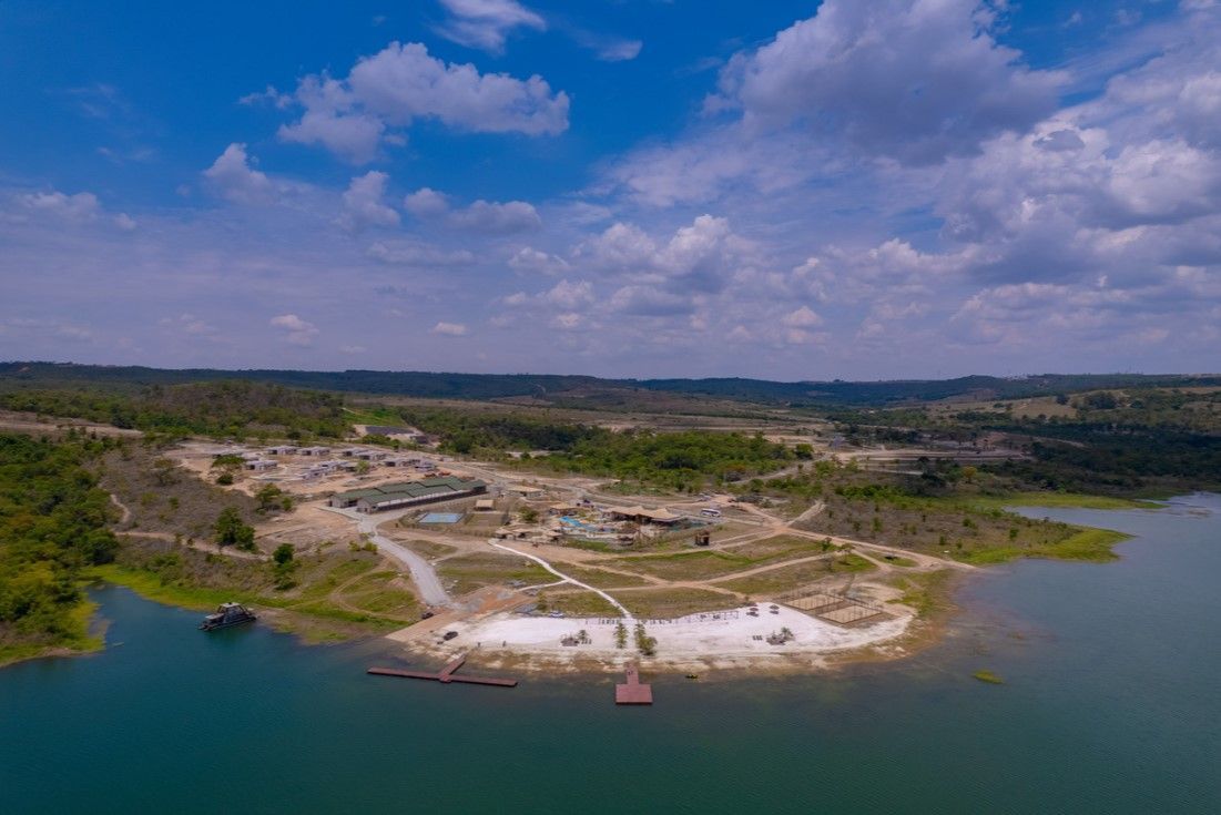 Terreno amplo de 804 m² à venda em Abadiânia