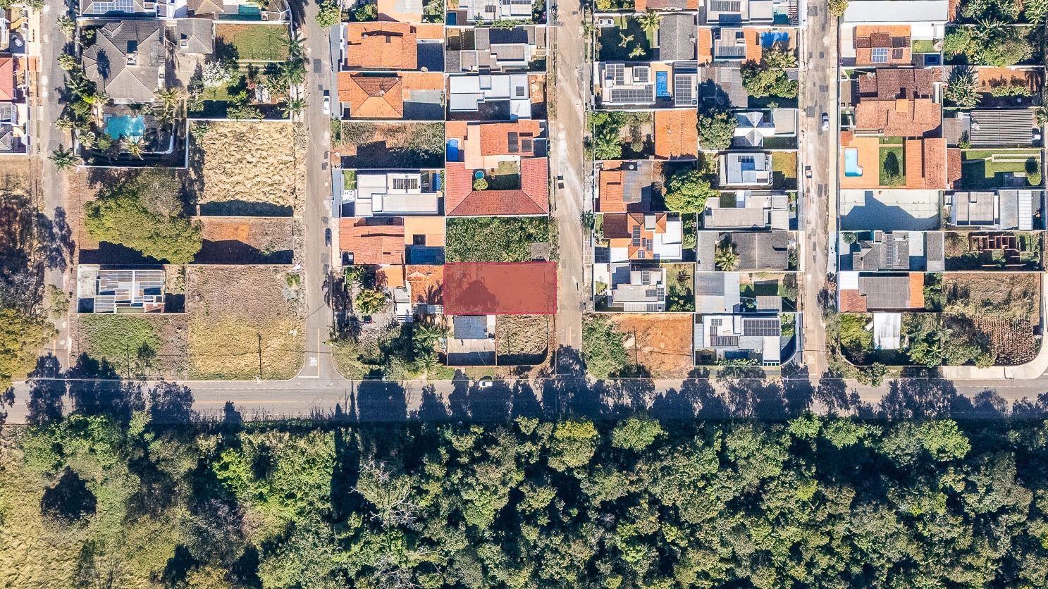Terreno à venda com 420 m² em Anápolis