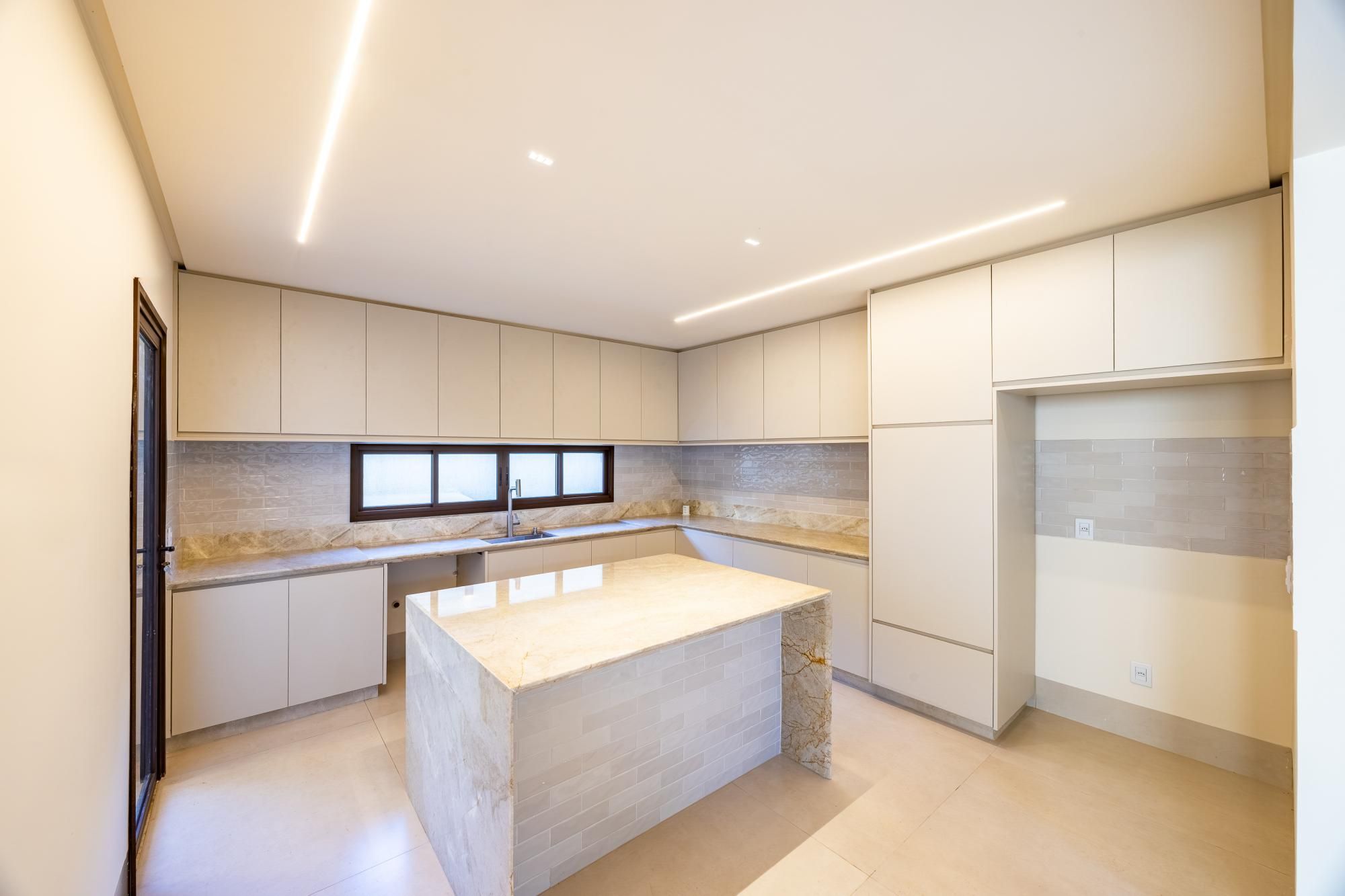 Sobrado, 3 quartos, 264 m² - Foto 9
