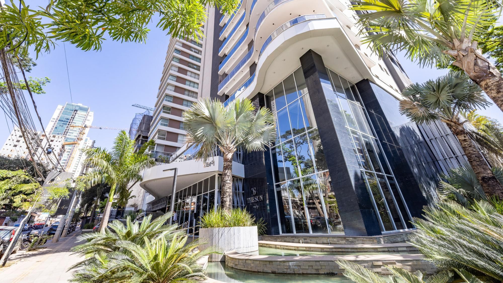 Apartamento de 430 m² sob medida à venda no The Sun , na Praça do Sol