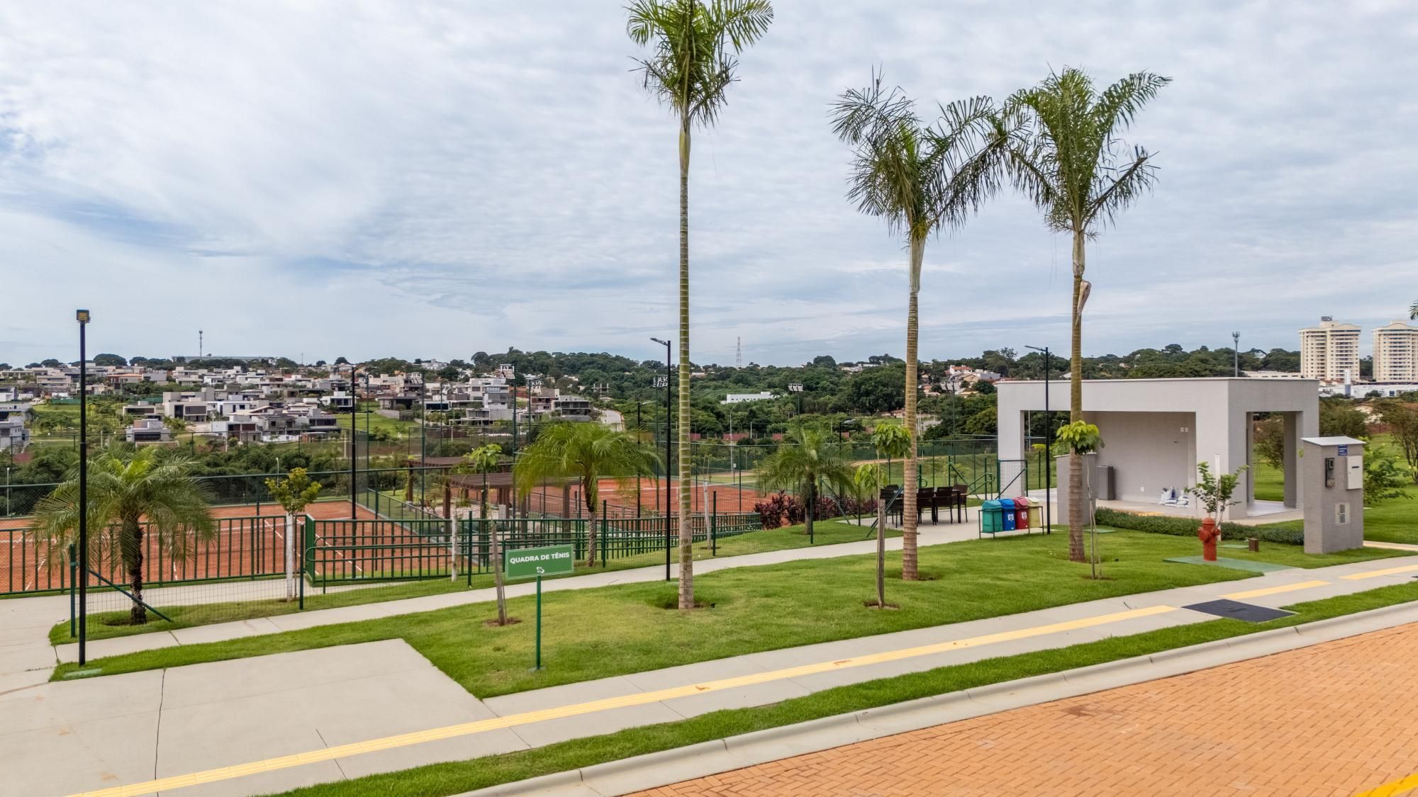 Terreno à Venda no Jardins Londres com 671 m²