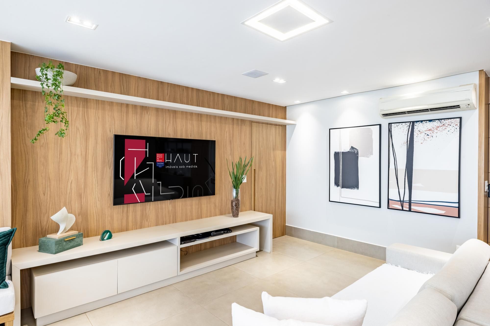 Apartamento, 3 quartos, 154 m² - Foto 2