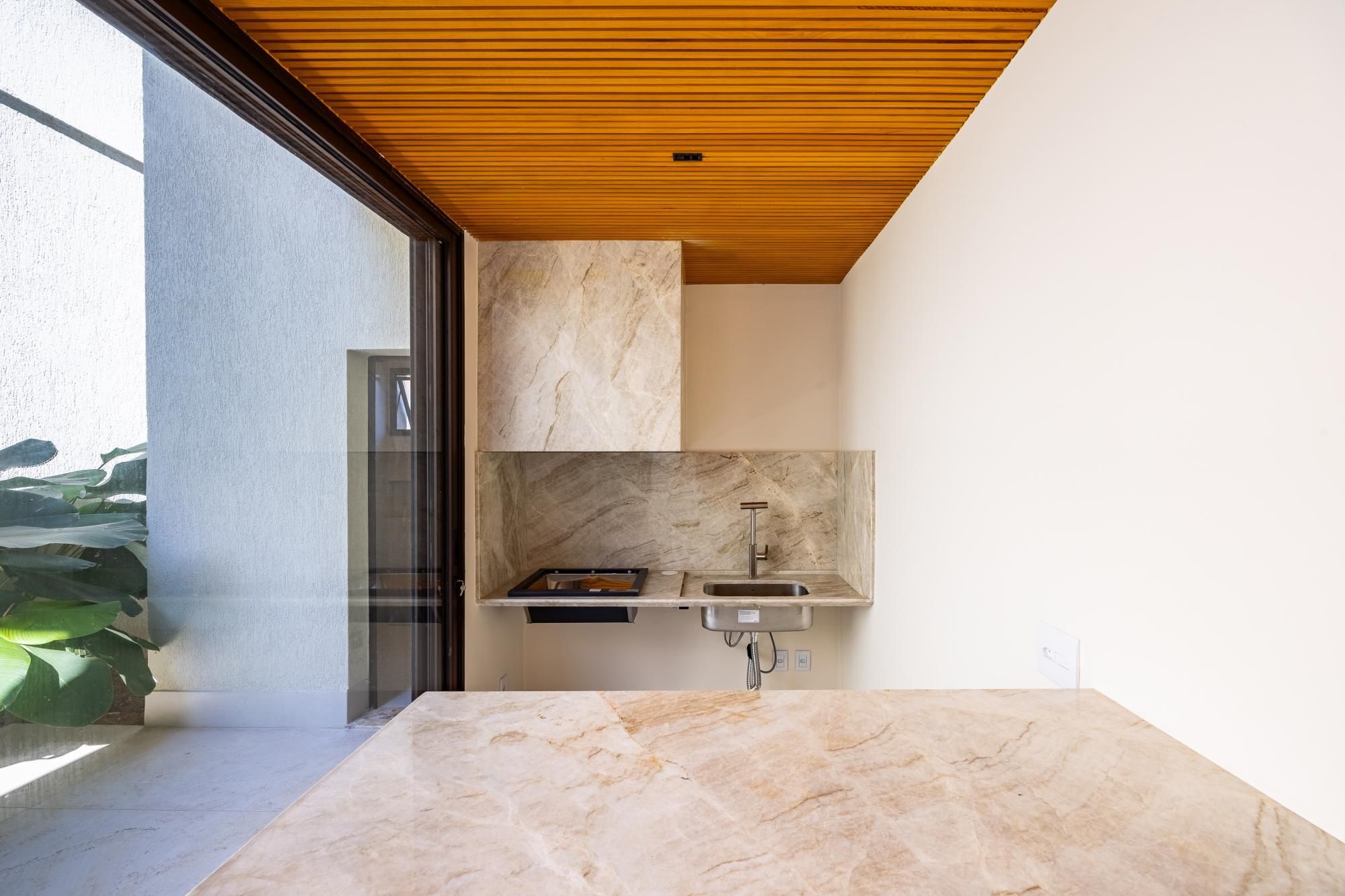 Sobrado, 3 quartos, 264 m² - Foto 2