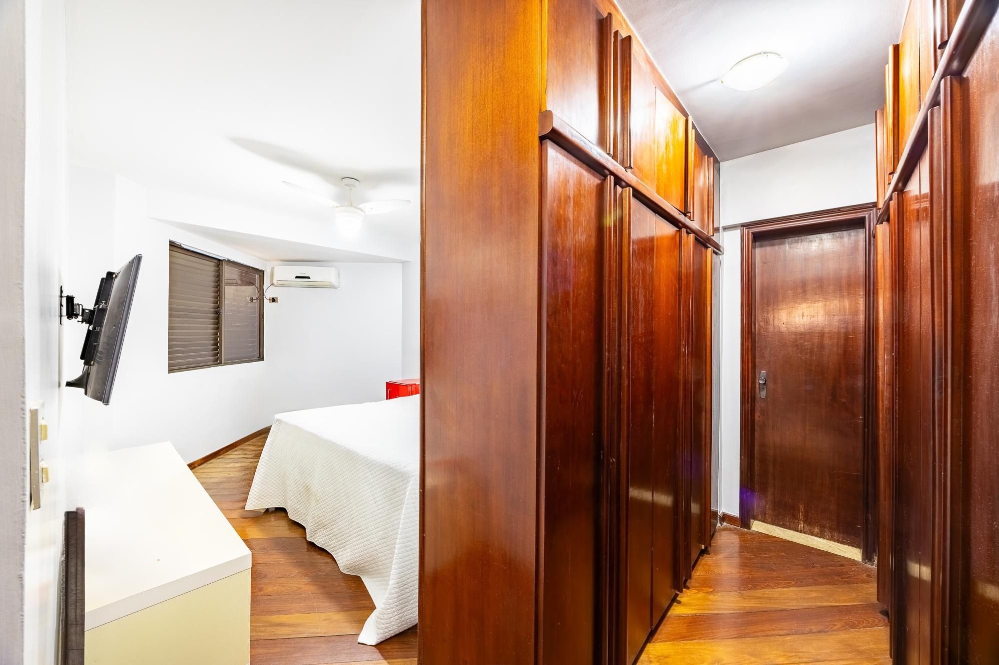 Apartamento, 4 quartos, 221 m² - Foto 12