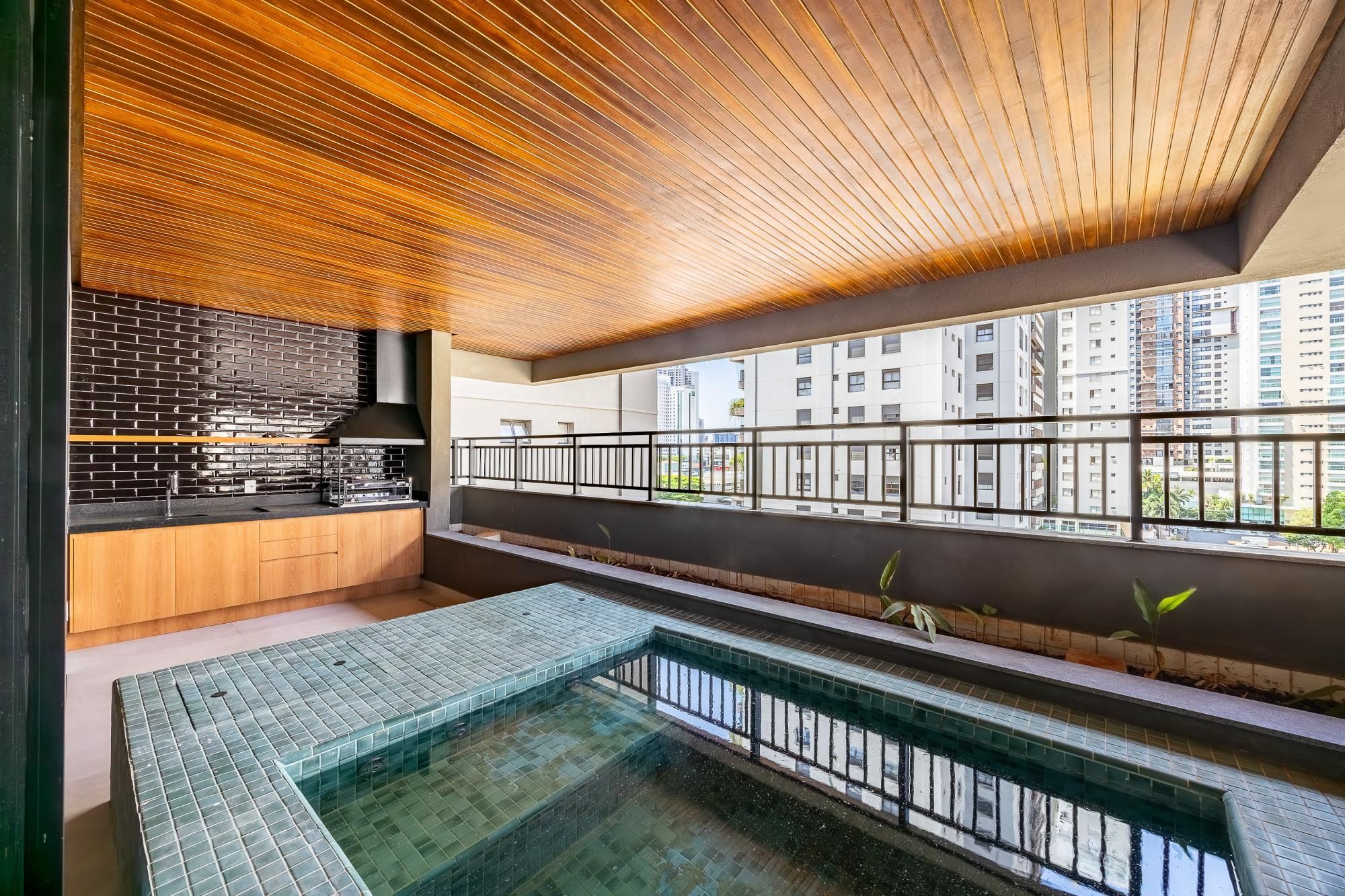 Apartamento, 3 quartos, 175 m² - Foto 2