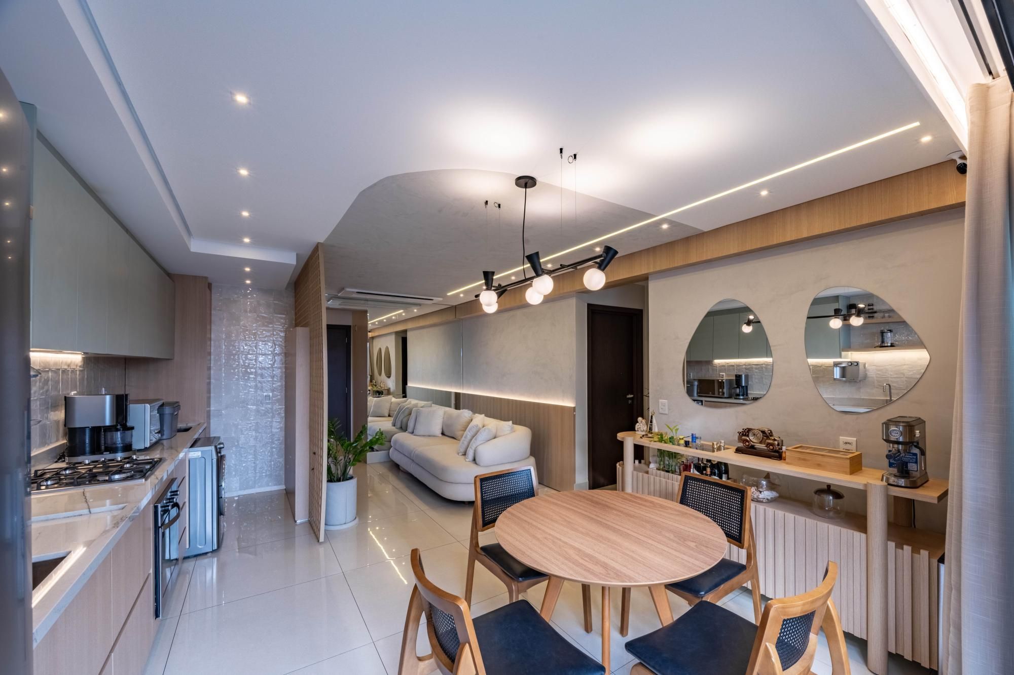 Apartamento mobiliado para locação no Spot Marista com 81 m² e 2 suítes