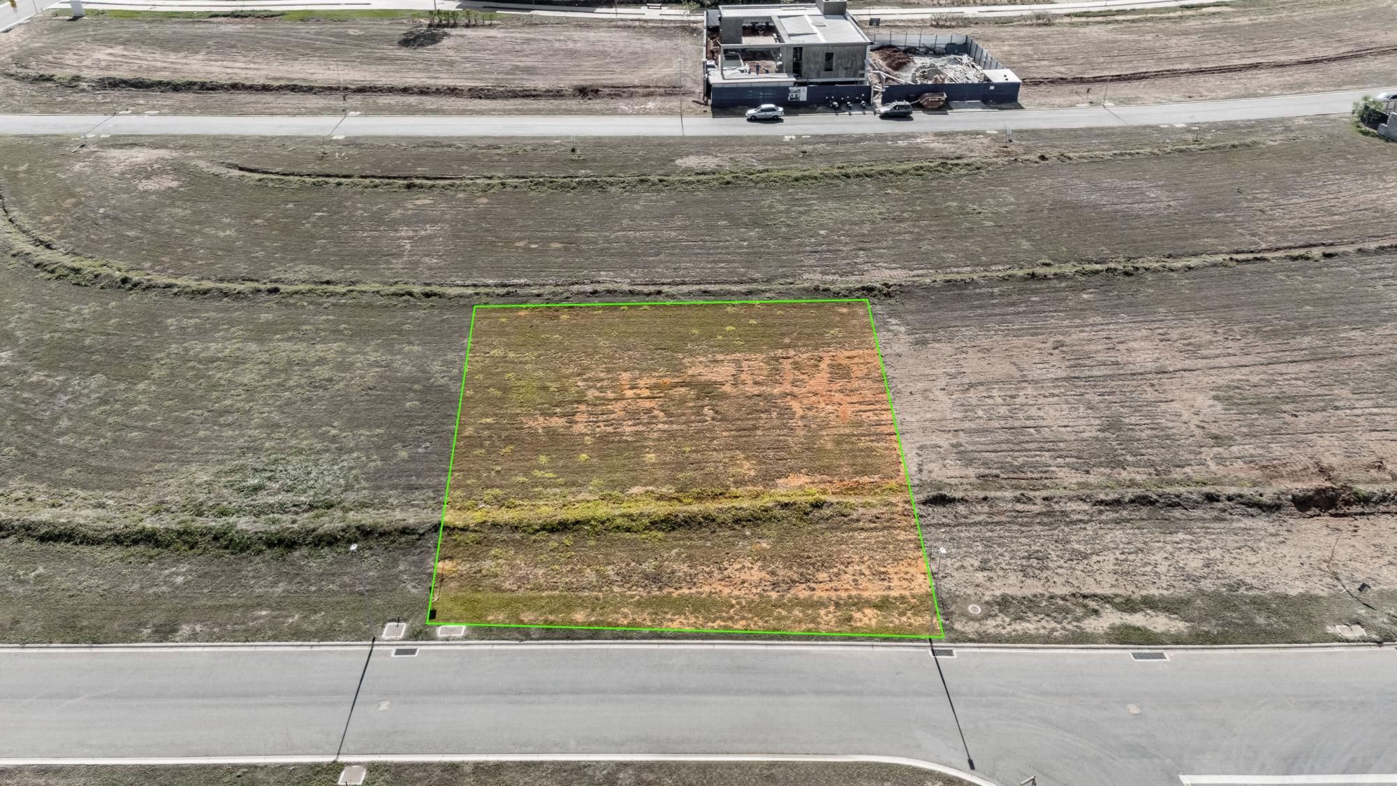 Lote à venda no Plateau D’Or Unique, com 799 m² e 50 mil m² de lazer — foto 1