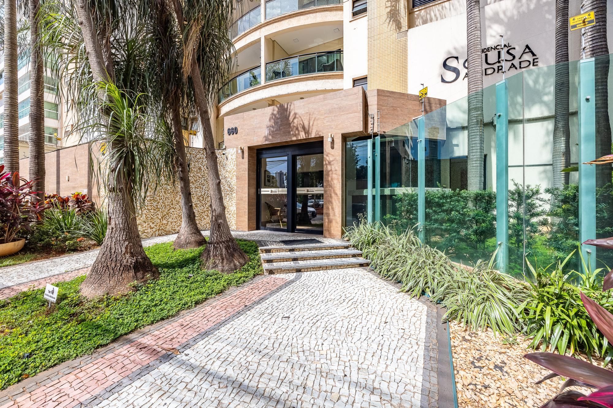 Apartamento, 3 quartos, 135 m² - Foto 1