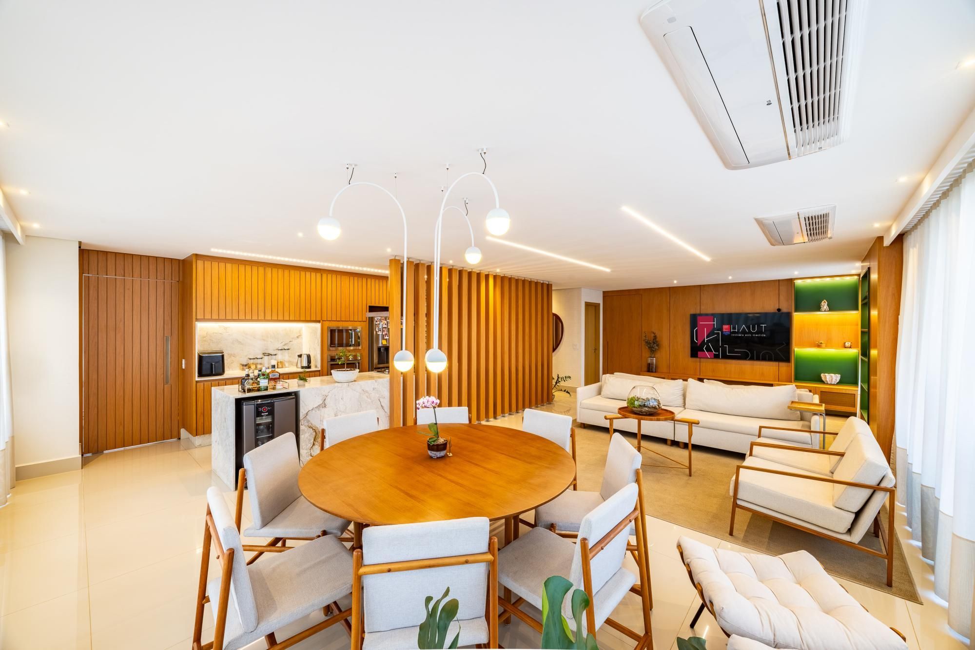 Apartamento, 3 quartos, 182 m² - Foto 1