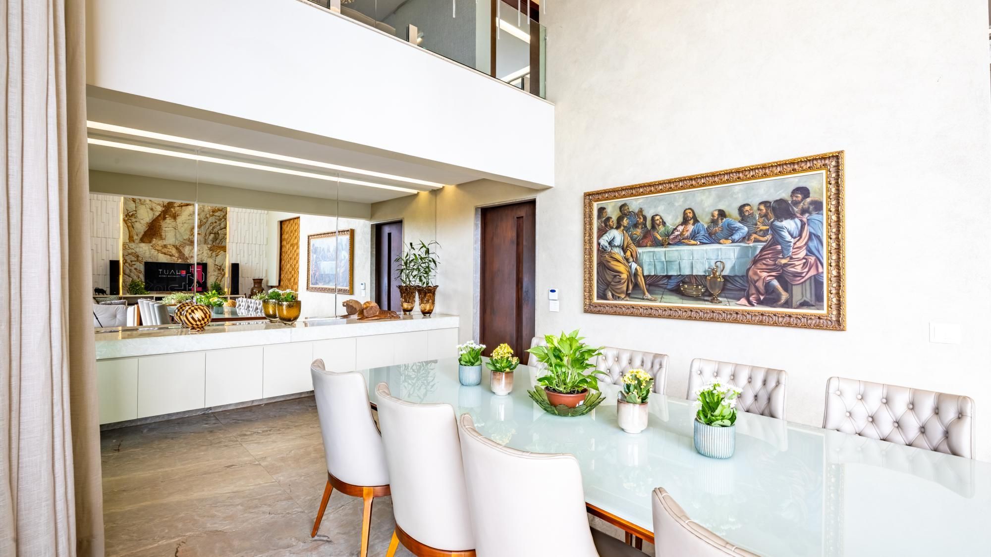 Casa para aluguel no Alphaville Araguaia com 5 suítes e lazer completo