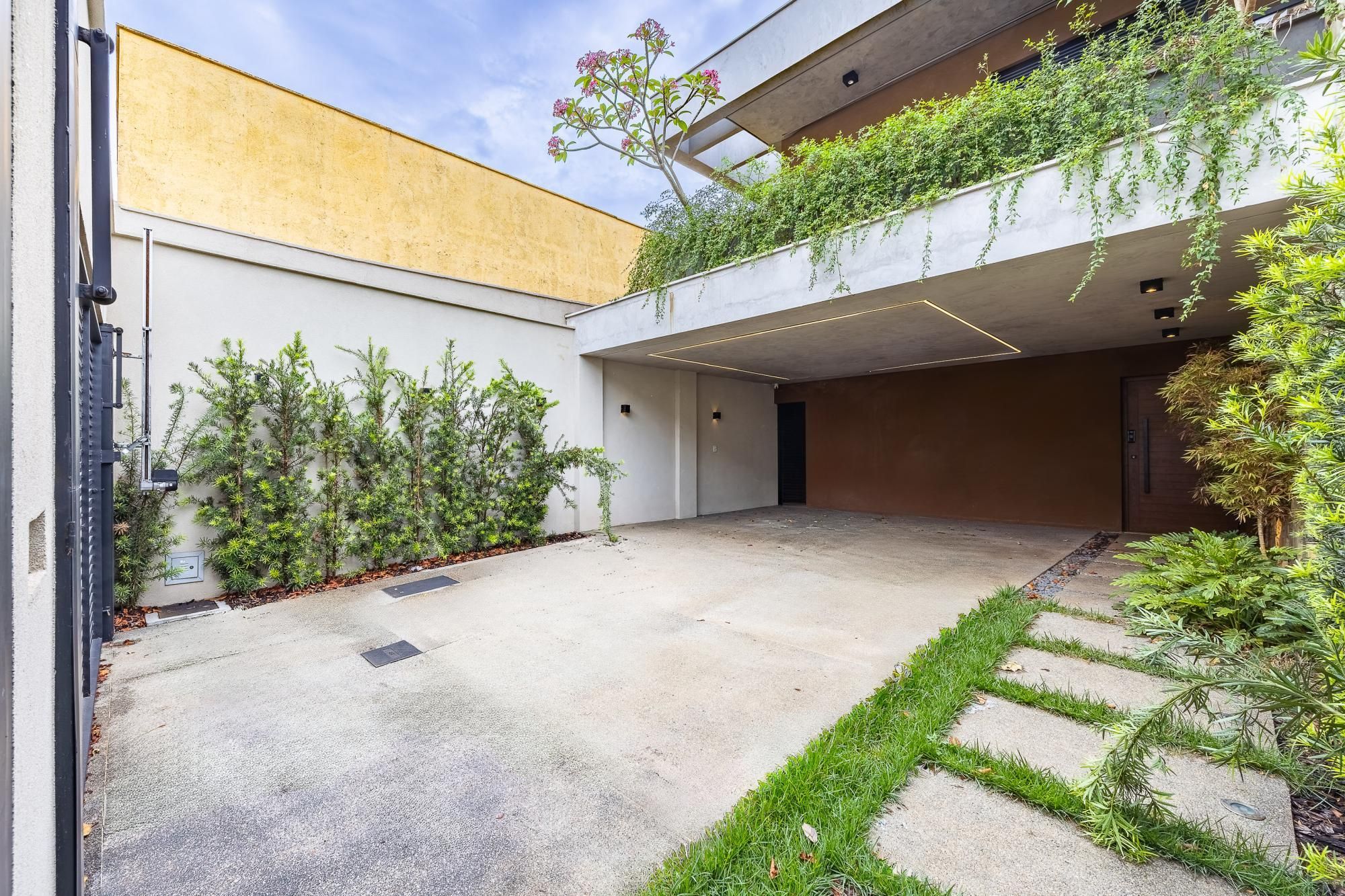 Sobrado, 3 quartos, 210 m² - Foto 2