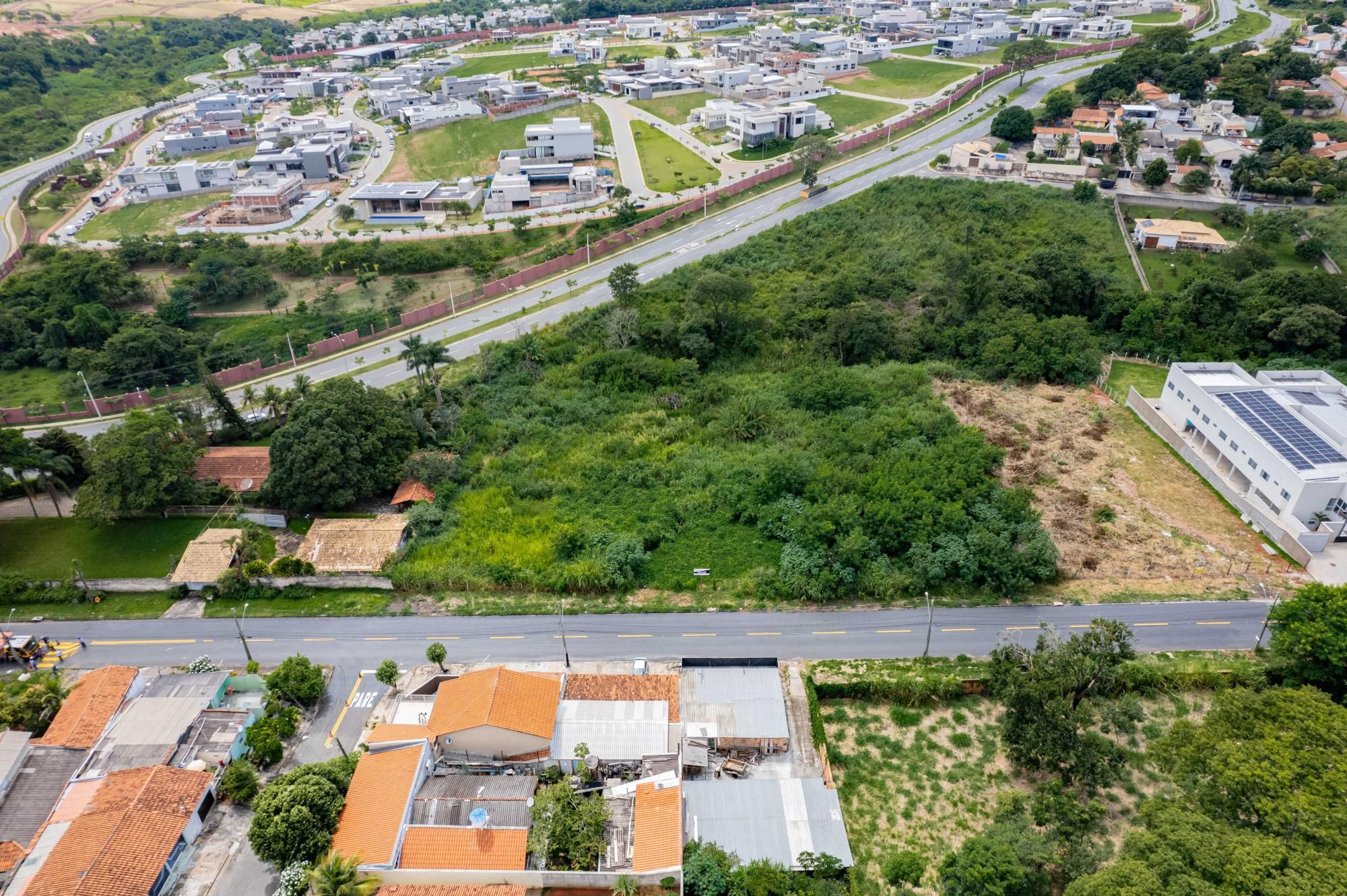 Loteamento e Condomínio, 2470 m² - Foto 20
