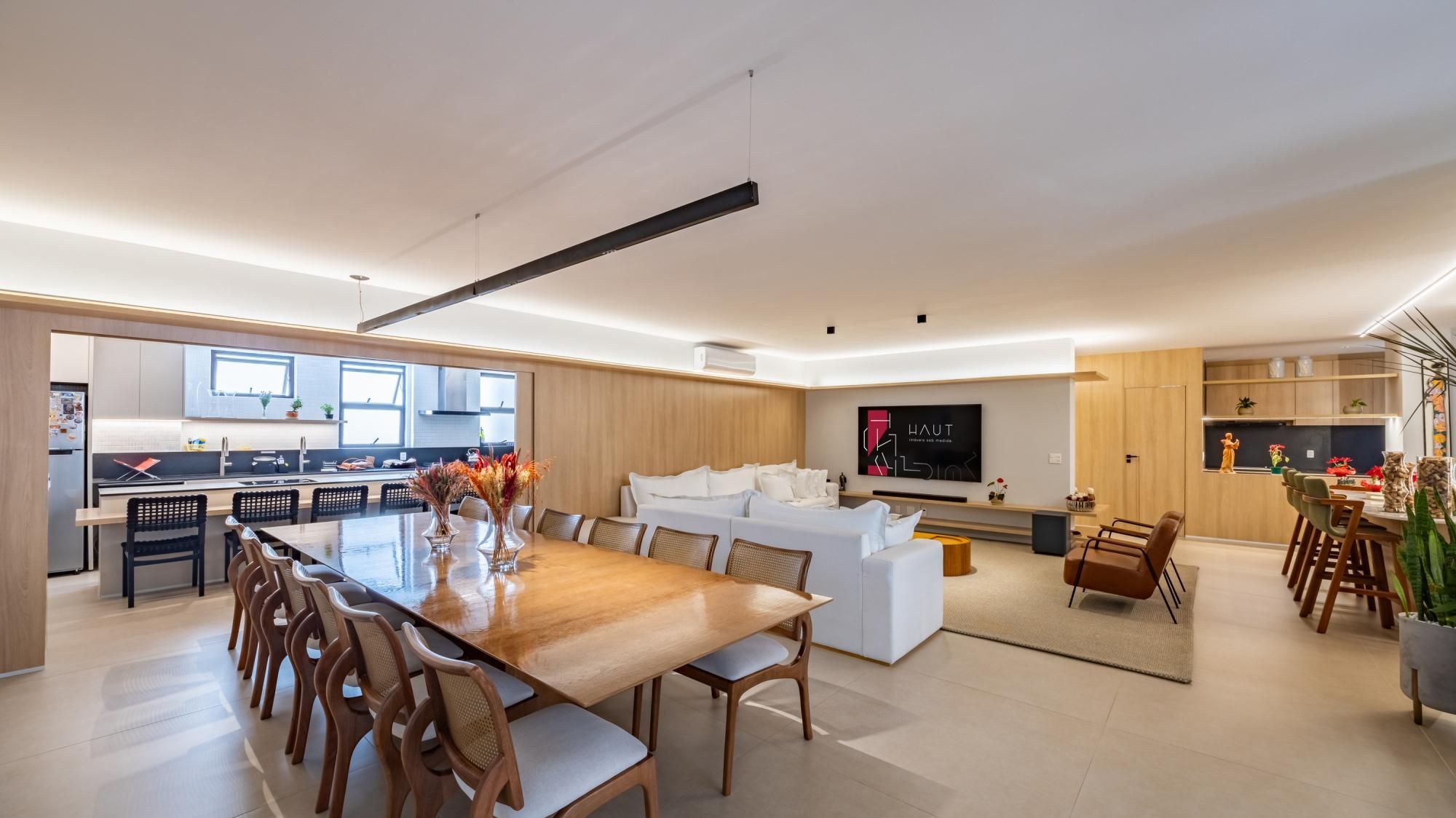 Apartamento no Setor Oeste, totalmente reformado e mobiliado.