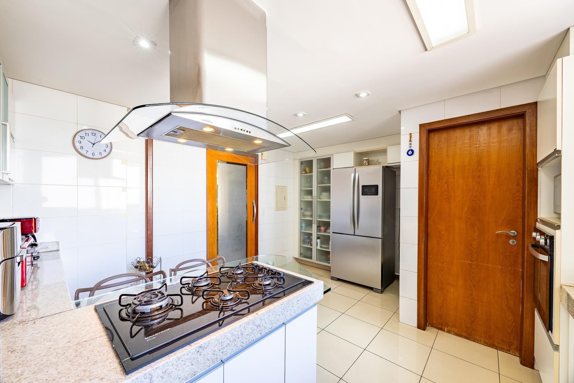 Apartamento, 3 quartos, 135 m² - Foto 8