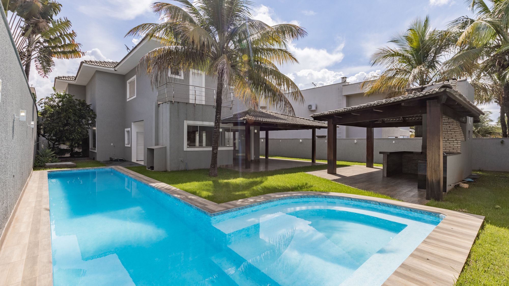 Casa Sobrado a venda no Jardins Paris em Goiânia — foto 1