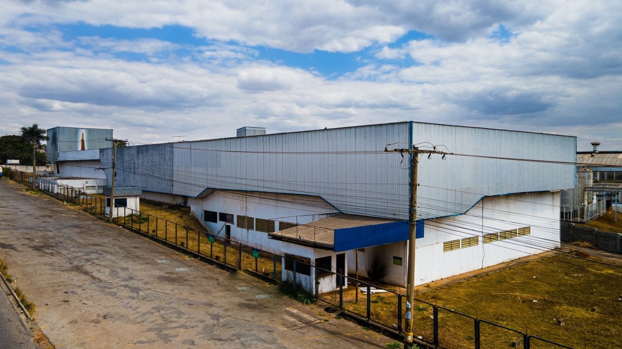 Depósito-Galpão, 9394 m² - Foto 1
