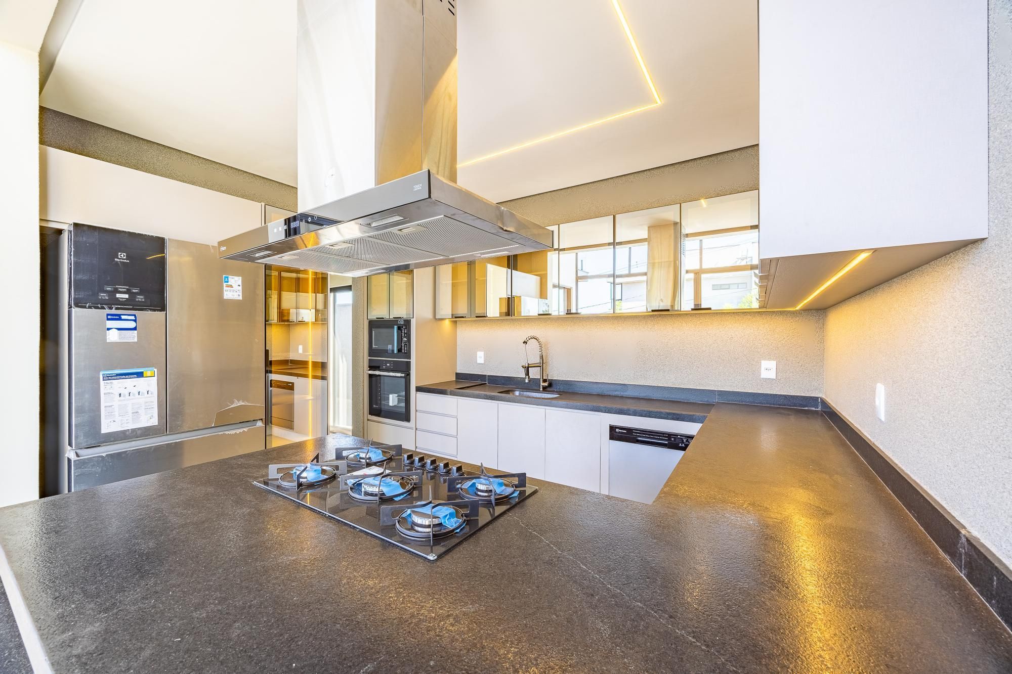 Sobrado, 4 quartos, 219 m² - Foto 11