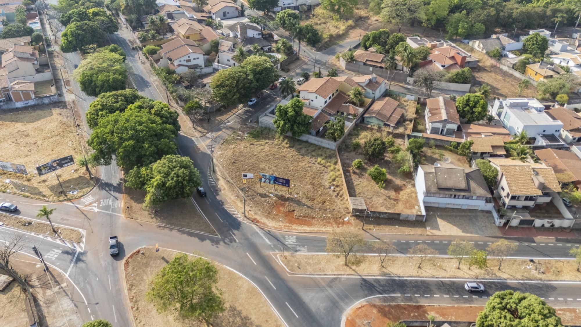 Loteamento e Condomínio, 1050 m² - Foto 3