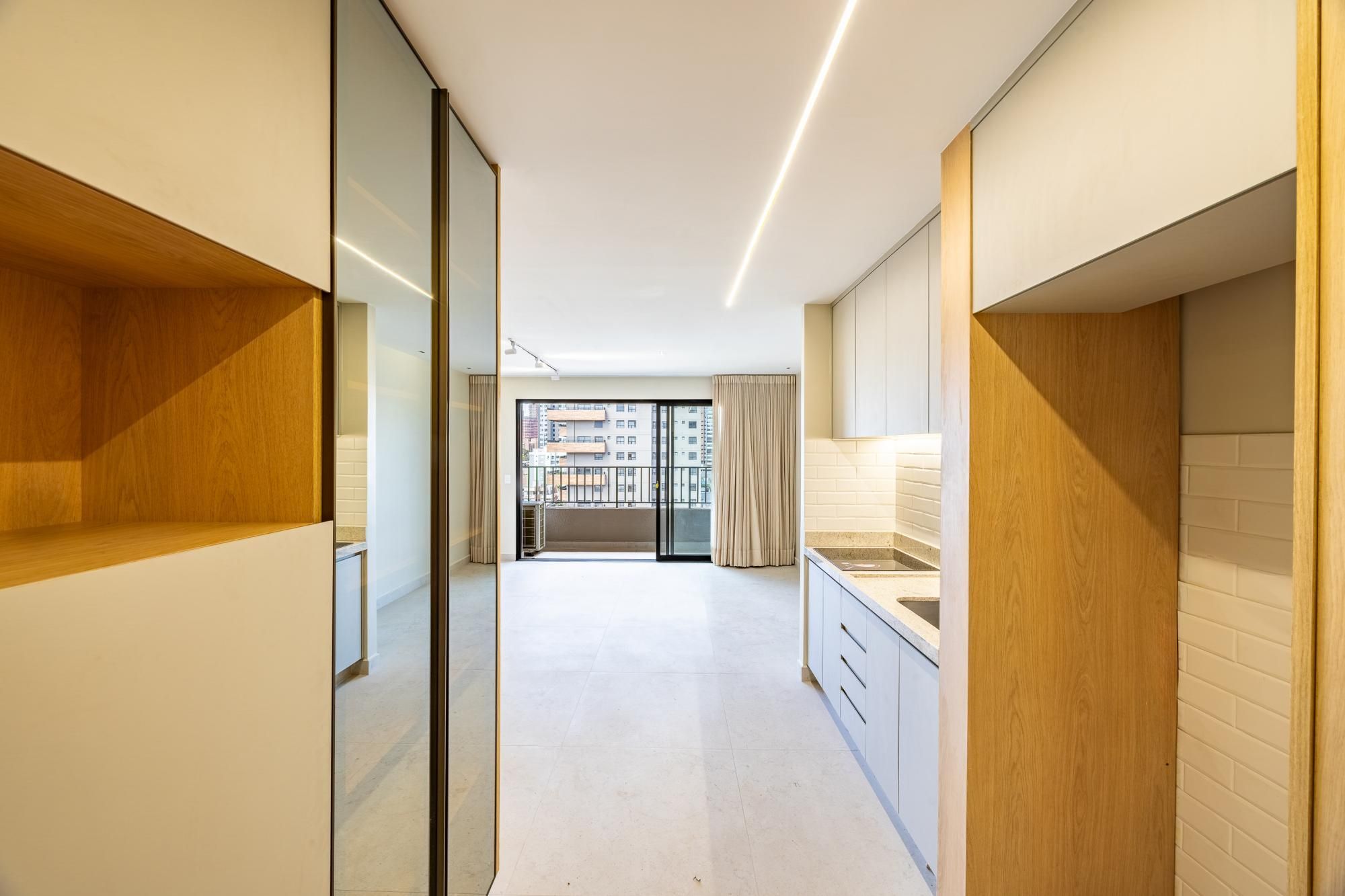 Apartamento para locação no FR Bueno Municipal com 1 suíte e 76 m², no Setor Bueno, Goiânia — foto 1