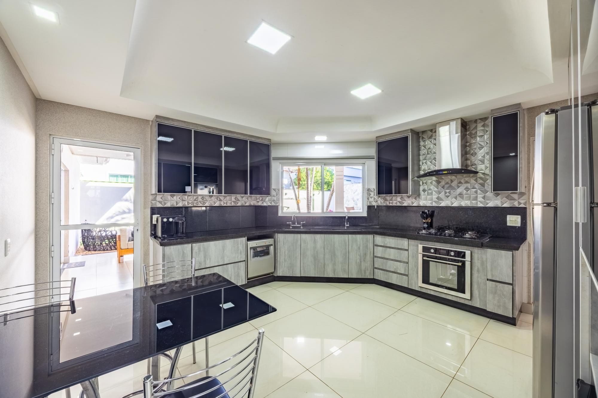 Sobrado, 5 quartos, 349 m² - Foto 9