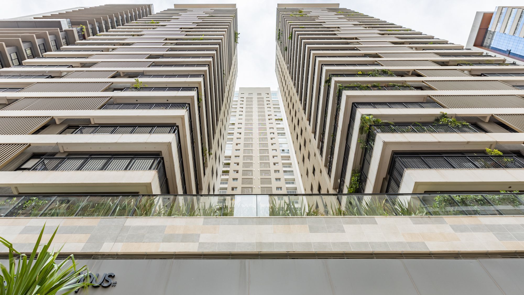Apartamento no Lumina , com 4 suítes à venda no Marista