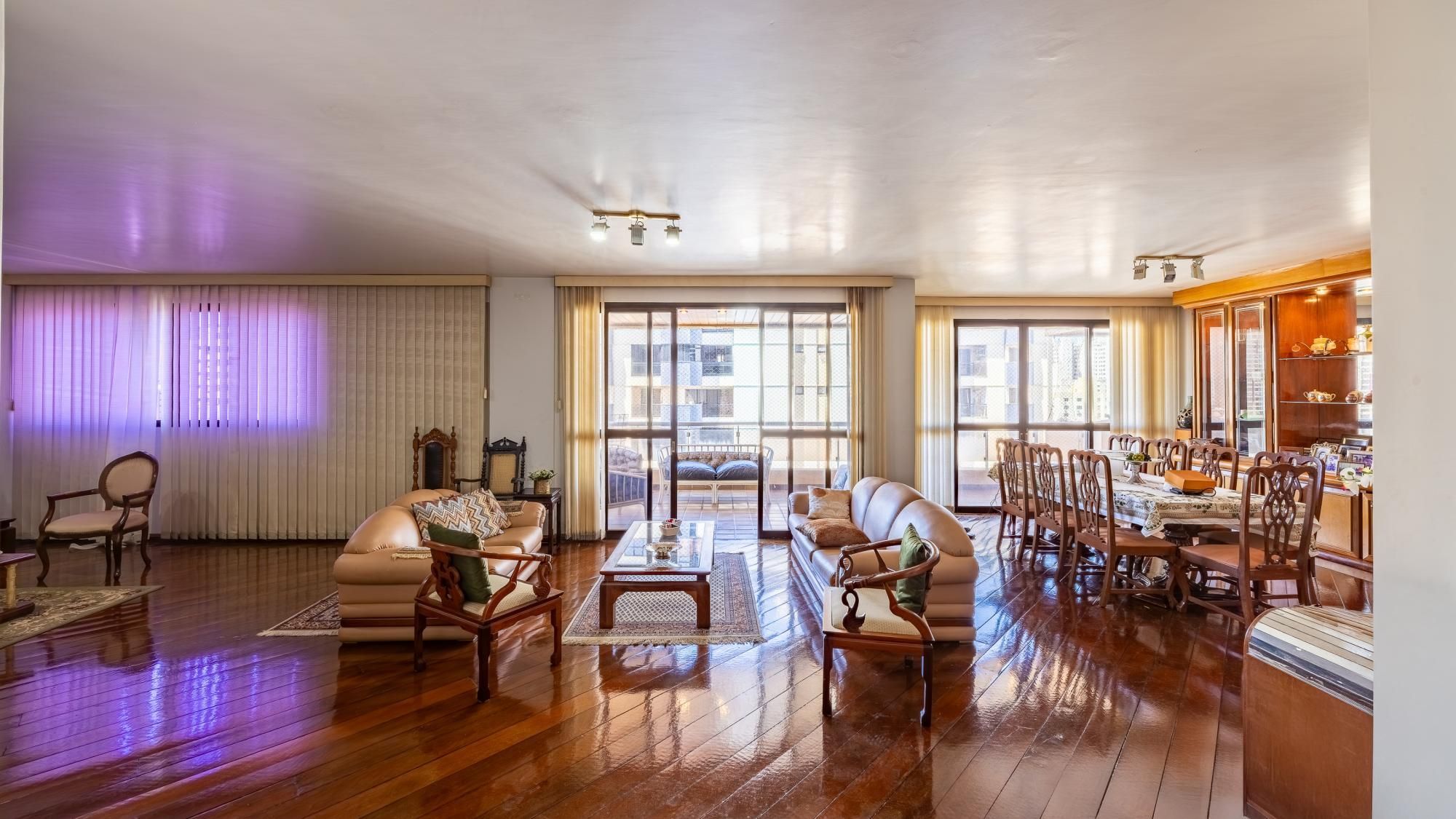 Apartamento 04 suítes no Setor Bueno, Goiânia — foto 1