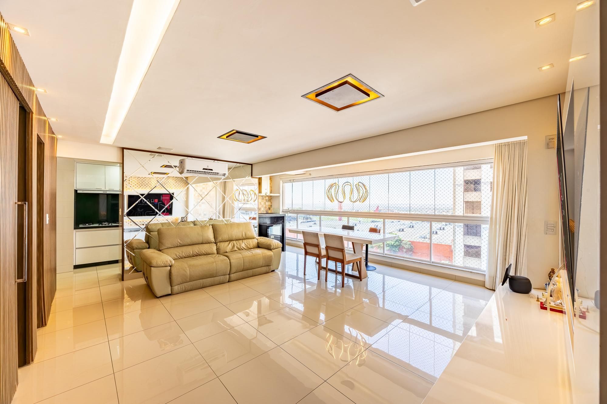 Apartamento, 3 quartos, 115 m² - Foto 1
