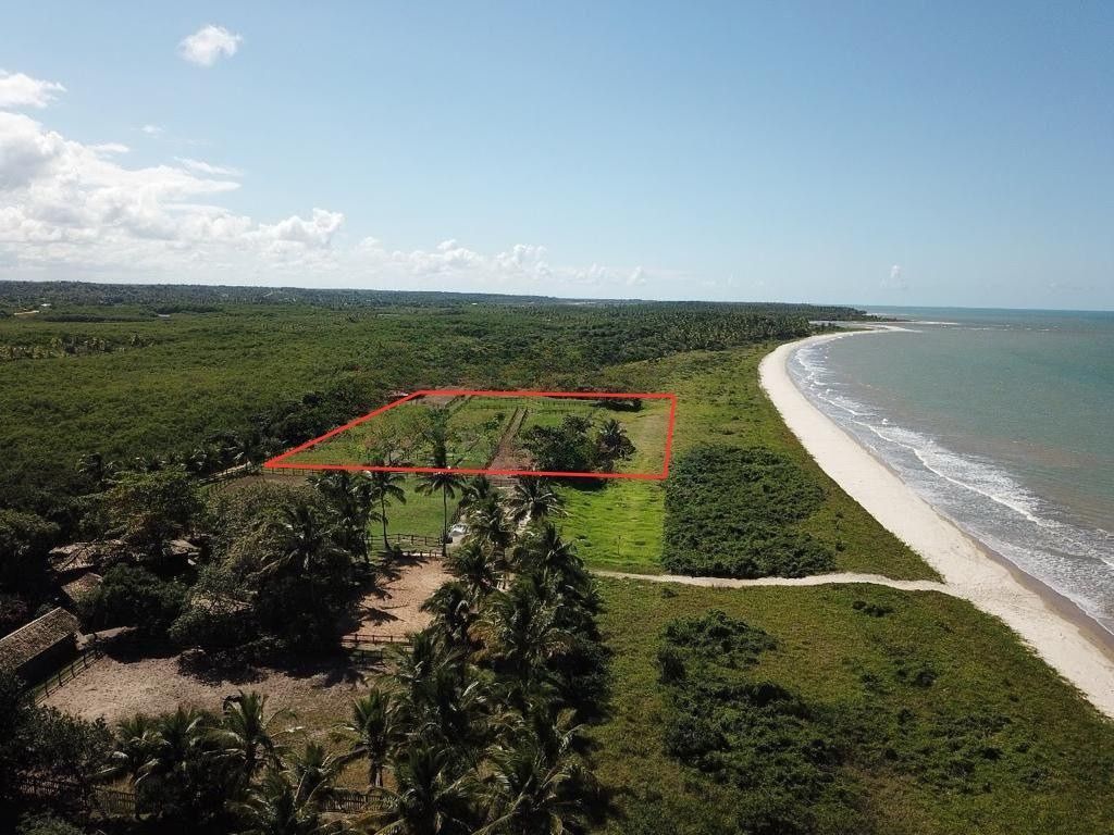 Terreno beira-mar, em Santo André, Bahia — foto 1