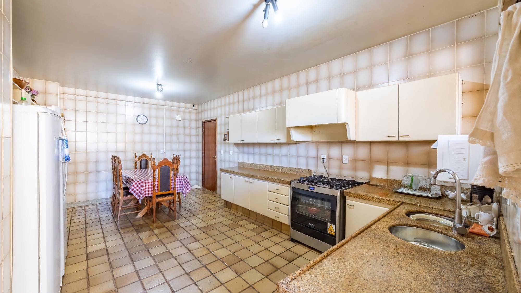 Apartamento, 4 quartos, 259 m² - Foto 14