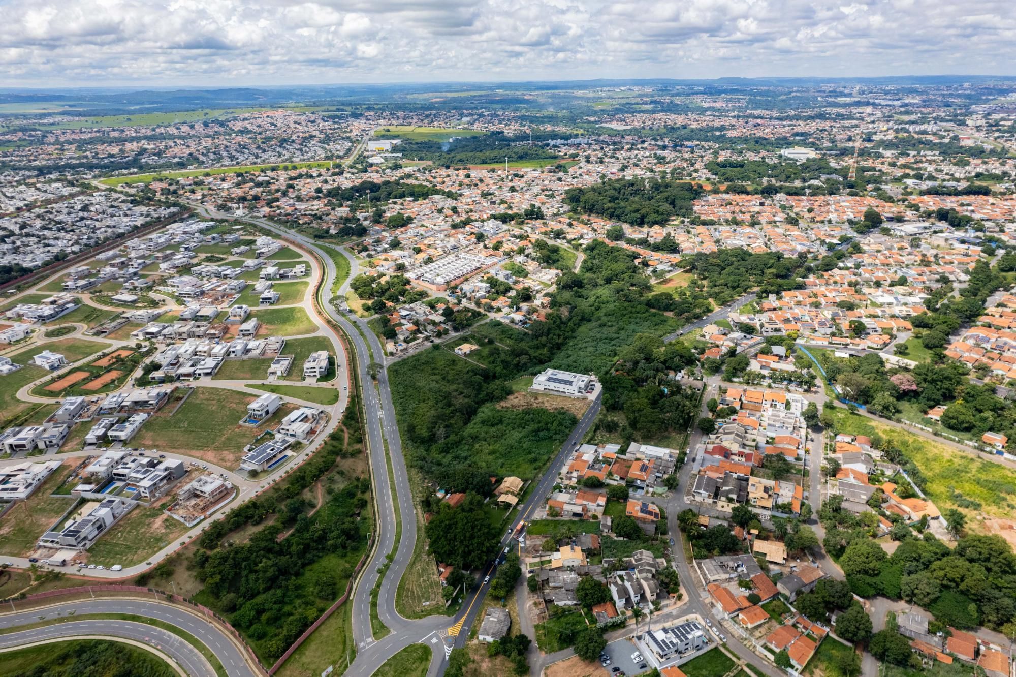 Loteamento e Condomínio, 2470 m² - Foto 18