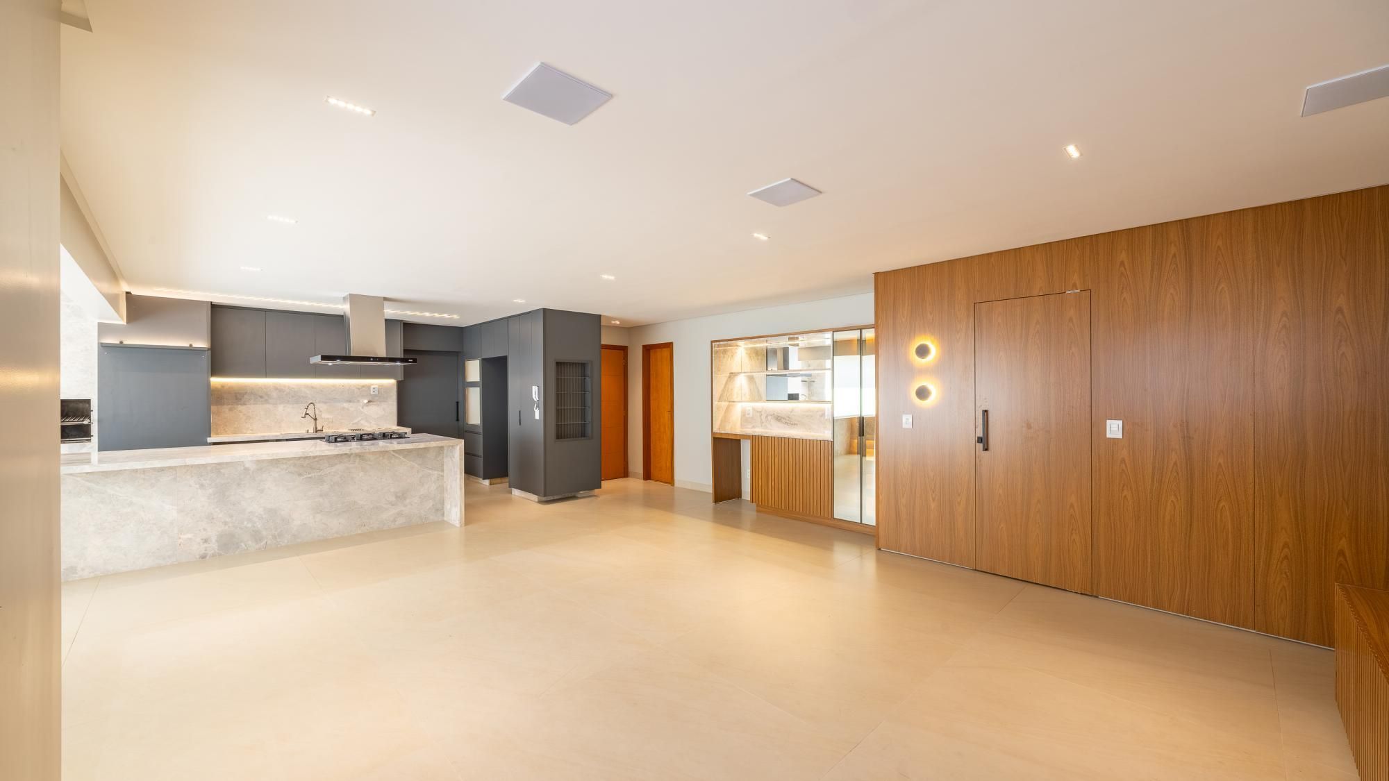 Apartamento à venda no Residencial Serra Dourada com 3 suítes, no Jardim Goiás — foto 1