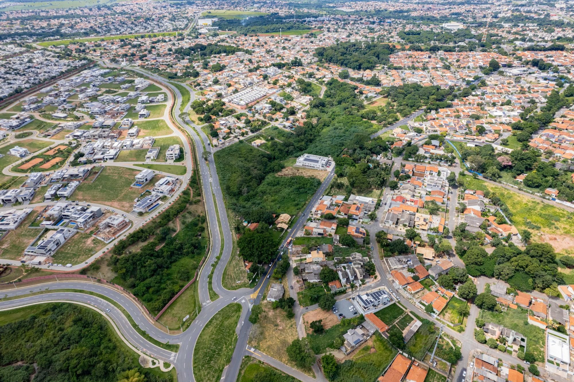 Loteamento e Condomínio, 2470 m² - Foto 17