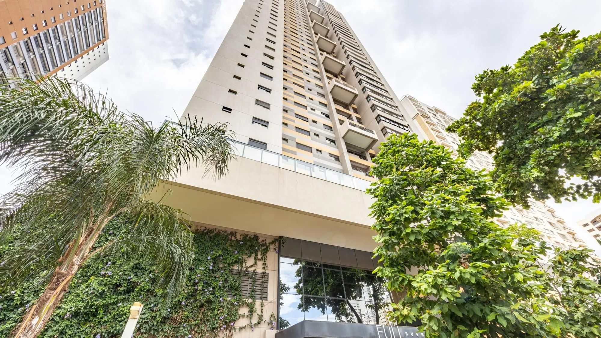 OPORTUNIDADE - 3 Suítes Novo no Bueno com 119 m² por R$ 8.235/m²