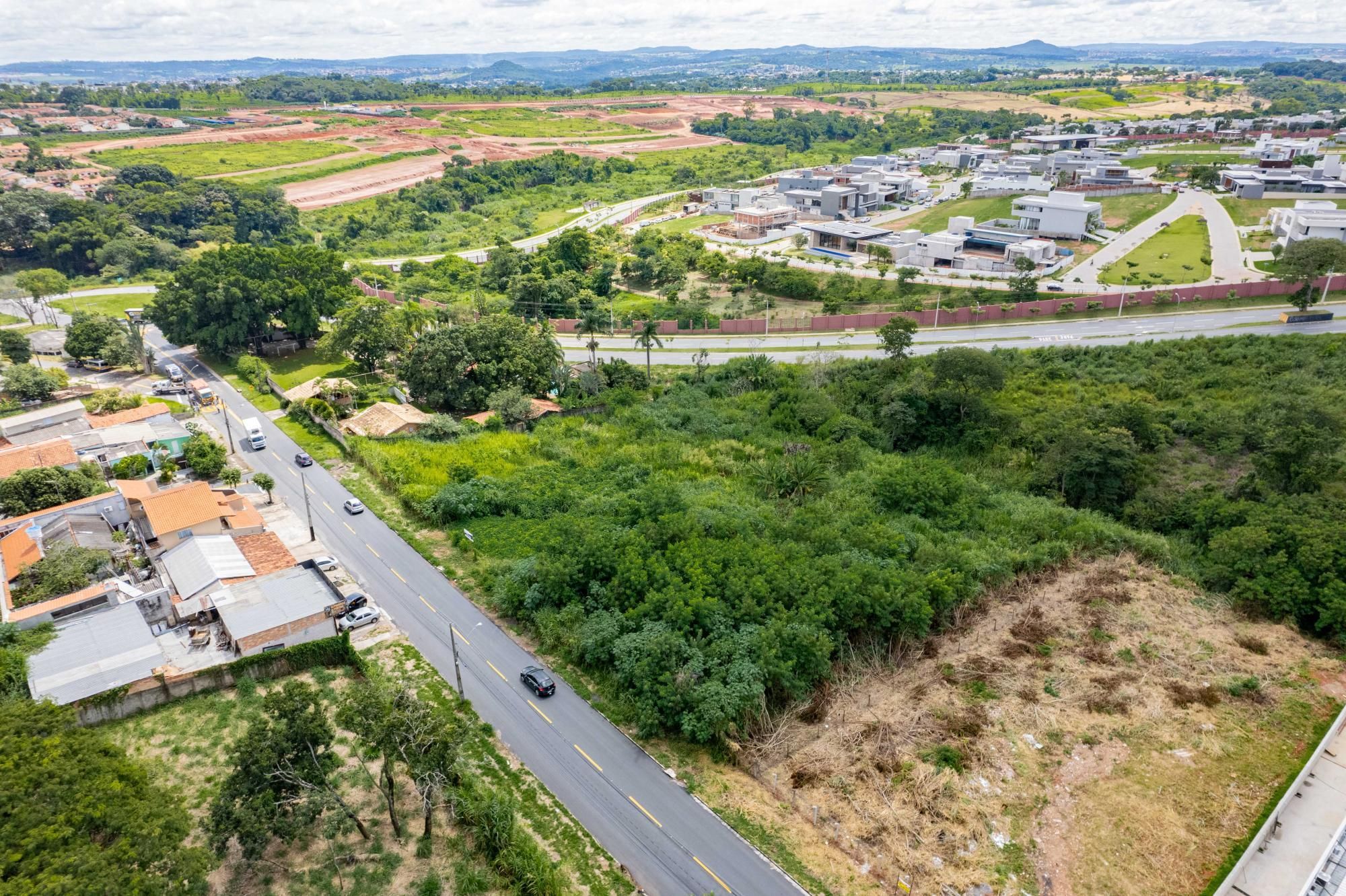 Loteamento e Condomínio, 2470 m² - Foto 23