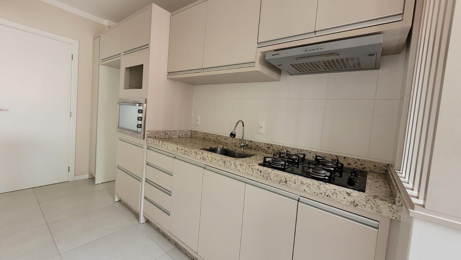 Apartamento para Venda em Tabuleiro