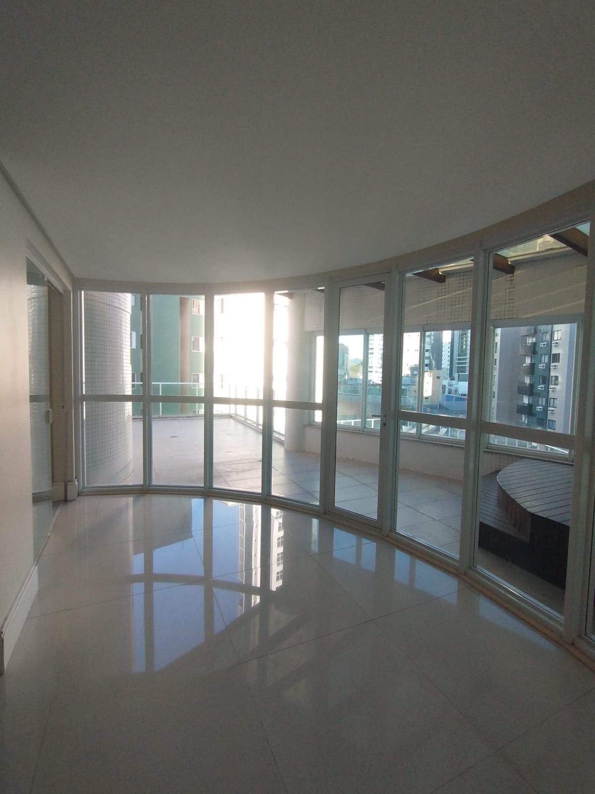 Apartamento no Ed. Lê Majestic