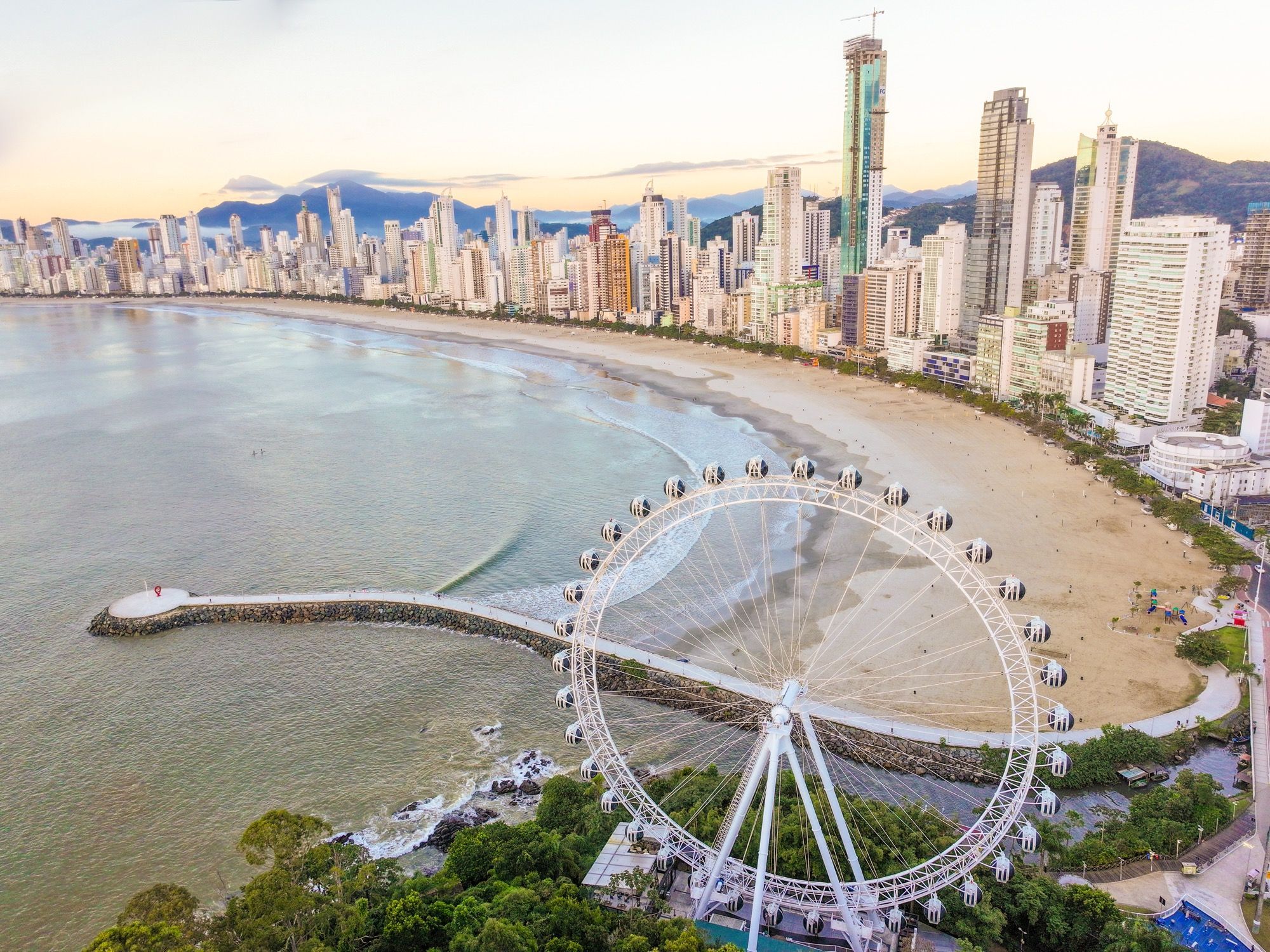 Apartamento no Skyline Tower