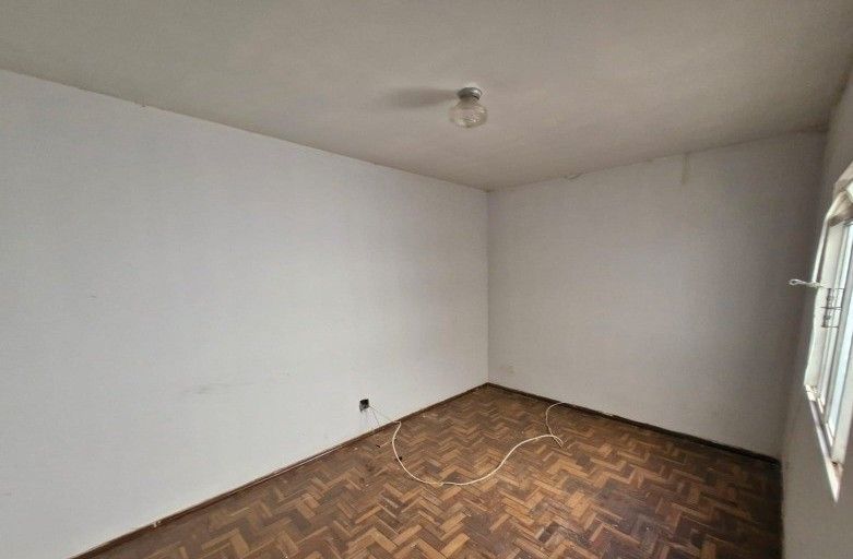 Casa com 3 Dormitórios à venda, 340 m² por R$ 400.000,00 Casa com 3 Dormitórios à venda, 340 m² por R$ 400.000,00