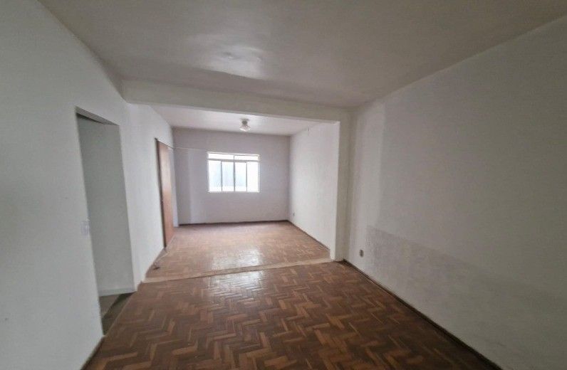 Casa com 3 Dormitórios à venda, 340 m² por R$ 400.000,00 Casa com 3 Dormitórios à venda, 340 m² por R$ 400.000,00