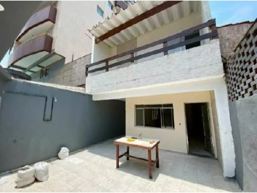 Casa à venda  no Ocian - Praia Grande, SP. Imóveis