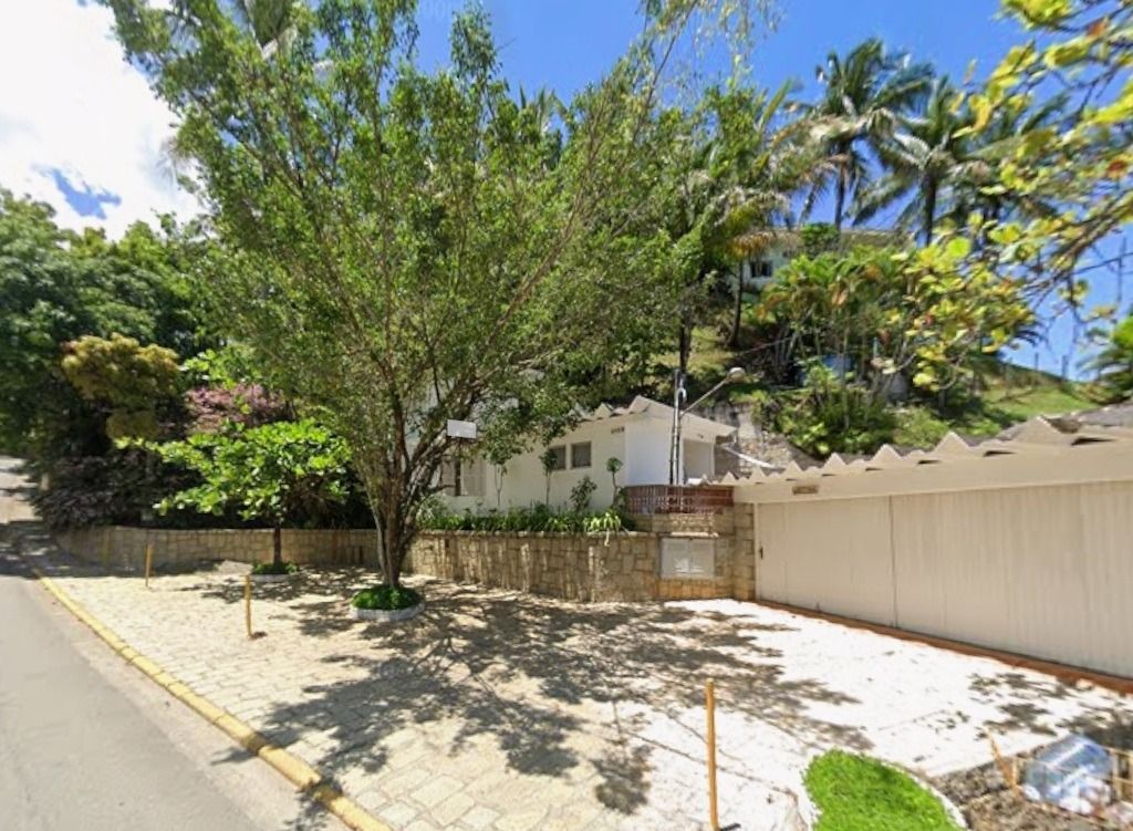 Casa com 6 Dormitórios à venda, 3 m² por R$ 945.000,00 Casa com 6 Dormitórios à venda, 3 m² por R$ 945.000,00