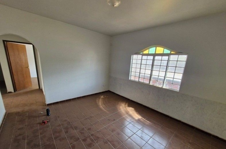 Casa com 3 Dormitórios à venda, 340 m² por R$ 400.000,00 Casa com 3 Dormitórios à venda, 340 m² por R$ 400.000,00