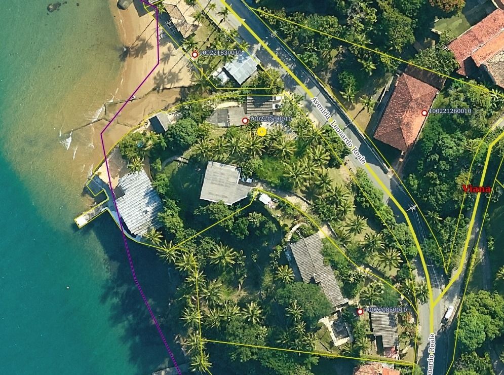 Casa com 6 Dormitórios à venda, 3 m² por R$ 945.000,00 Casa com 6 Dormitórios à venda, 3 m² por R$ 945.000,00